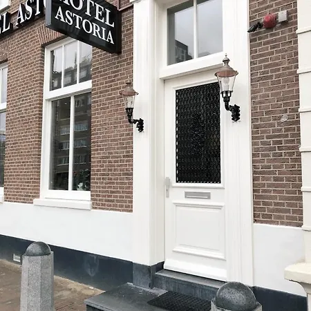 Astoria 3*