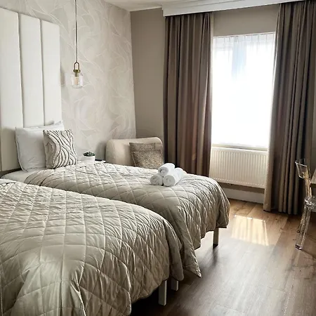 Astoria Szálloda 3*